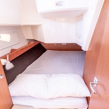 Bavaria cruiser 37 'Sailing Today’ Interior